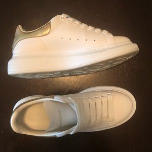 Alexander McQueen platform sneakers size 38.5